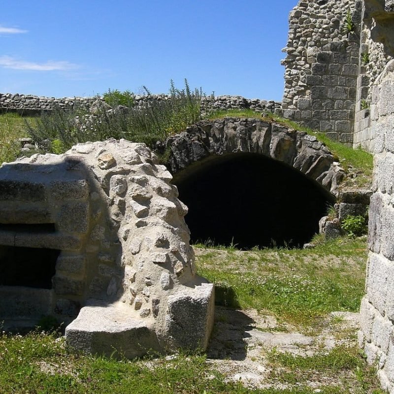 les-ruines-du-chateau ventadour